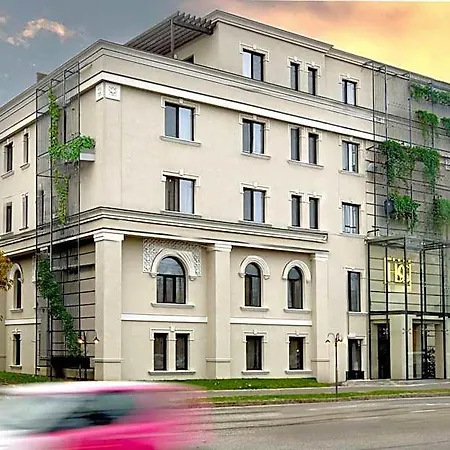 Del Corso Готель