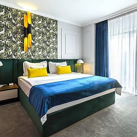 Готель Del Corso 4*