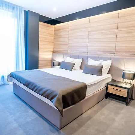 Szálloda Del Corso 4*